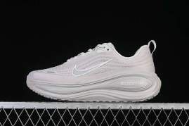 Picture of Nike Vomero Plus _SKUfw21169655277496498fw